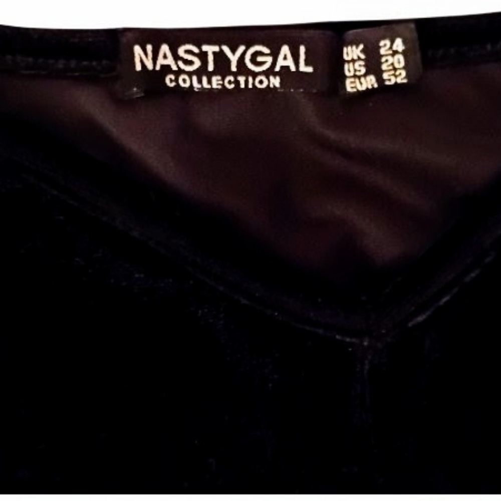 Nasty Gal Elegant Black Cutout Jumpsuit Plus Size 20 - Picture 4 of 6